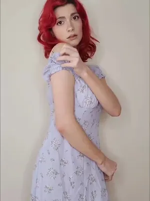 #Redhead #Cute Girl #Strippen #Grosse Titten
