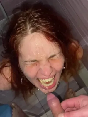#Amateurs #Redhead #Pissing #Vertical Porn