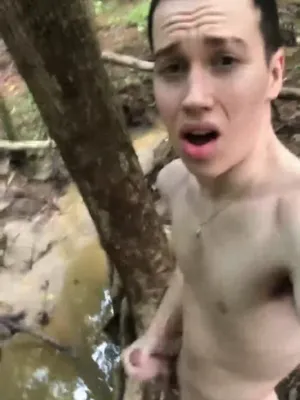 #Aficionados #Esperma #Solo #Al Aire Libre #Calcetines #Gay #Delgado #Joven Gay #Bosque #Haciéndose Una Paja #Vertical Porn
