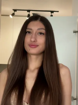 #Amateurs #Brunette #Beautiful #Long Hair #Solo #Onlyfans #Hot #Sexy #Cute Girl #Casual #Selfievideo