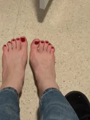 #Amateurs #Teen #Brunette #Beautiful #Solo #Onlyfans #Teasing #Sexy #Cute Girl #Sexy Feet #Changing Room #Cute Feet #Onlyfans Models