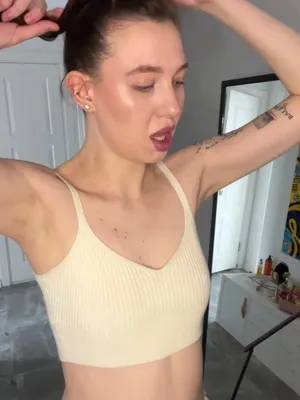 #Amatorzy #Brunette #Tattoo #Beautiful #Przed Lustrem #Solo #Onlyfans #Hot #Sexy #Hello Kitty #Morning Routine #Casual Look