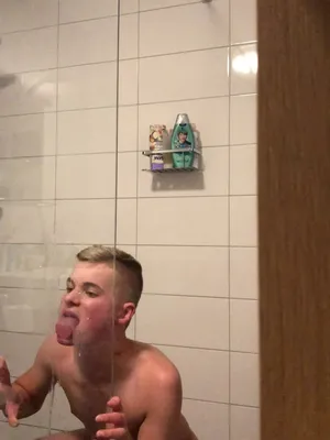 #Masturbation #Bathroom #Cumshot #Licking #Gay #Twink #Vertical Porn