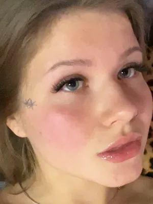 #Amateurs #Tits #Tattoo #Shaved #Solo #Onlyfans #Vertical Porn #Nose Piercing #Anna Joy18