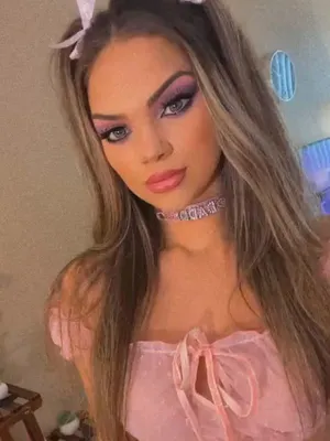 #Brunette #Ass #Lingerie #Onlyfans #Stockings #Kolczyk W Pępku #Vertical Porn #Athena Faris #Leaki #Onlyfans Models