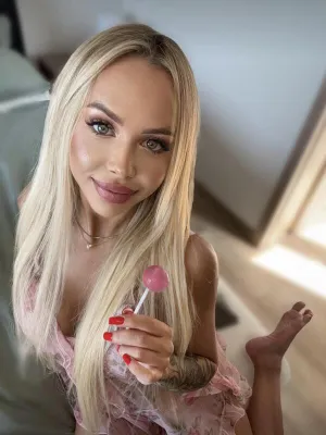 #Aficionados #Rubia #Checa #Onlyfans #19 #Caliente #Zorras #Piruleta #Fotos #Filtraciones #Anastasinka