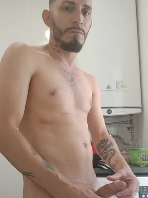 #Amateurs #Tattoo #Bathroom #Big Cock #Solo #Gay #Bearded #Jerking Off #Polla #Vertical Porn #Paja #Caliente #Peludo #Tatuaje #Nose Piercing #Trimmed Cock #Autocomplacencia