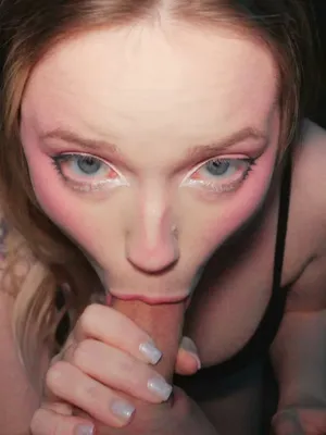 #Amateurs #Blowjob #Fingering #Fansly #Vertical Porn #Lesana Mild