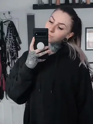 #Brunette #Tattoo #Onlyfans #Vertical Porn #Leaks #Onlyfans Models #Roziee FTW