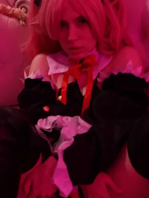 #Amatorzy #Cosplay #Solo #Pink Hair #Fansly #Vertical Porn #Hot Alice