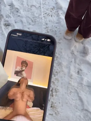 #Amatoriali #Da Sola #Onlyfans #All'aperto #Fansly #Sensuale #Reaction #Neve #Inverno #Sensuale Tiktok #Tiktok18+ #Phone Screen