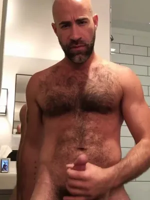 #Peluda #Tatuagem #Banheiro #Gozar #Pau Grande #Musculosa #Solo #Gay #Barbudo #Dando Uma Punheta #Careca #Pornô Vertical #Homem Mais Velho