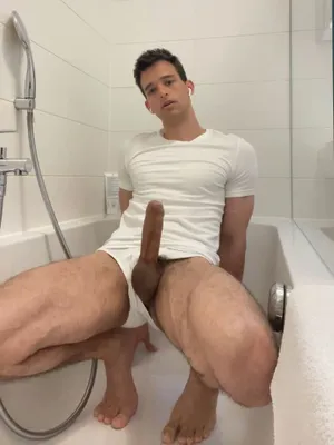 #Amatéři #Koupelna #Stříkání #Spodní Prádlo #Sólo #Onlyfans #Ve Vaně #Homosexuálové #Jerking Off #Vertikální Porno #Seghe #Cazzo Grosso #Cazzo #Sluchátka #T Shirt #Bathtube