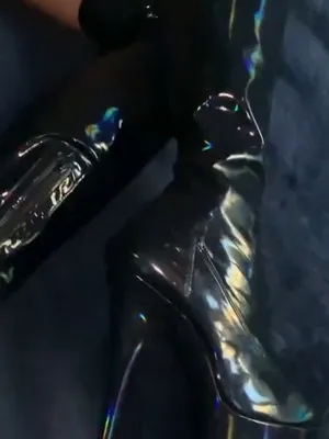 #Cumshot #Latex #Foot Fetish #Heels #Legs #Boots #Shoes #Vertical Porn