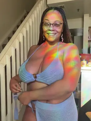 #Big Tits #Glasses #Ebony #Onlyfans #Vertical Porn #Leaks #Onlyfans Models #Laddyreddllc
