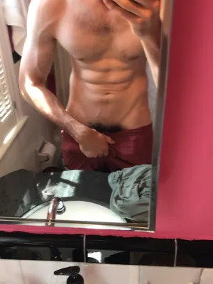 #Masturbation #Handjob #Muscular #Mirror #Hairy Cock #Vertical Porn