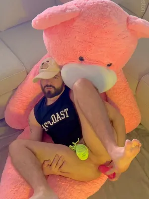 #Tätowierung #Mastubieren #Arschloch #Arsch #Spielzeuge #Solo #Schwul #Bärtig #Anal Spielzeug #Schwuler Junge #Schwulen Porn #Analdildo #Vertikal Porno #Teddy Bear #Mütze