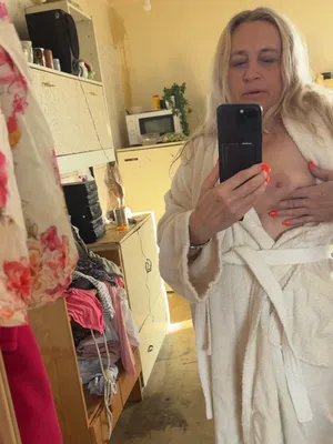 #Amateurs #Mature #MILF #Tits #Blonde #Small Tits #Czech #Mirror #Solo #Teasing #Natural Tits #Saggy Tits #Leaks #Adult Content #Exclusive Content #See My Fetish #Selling Content #Meat Grinder