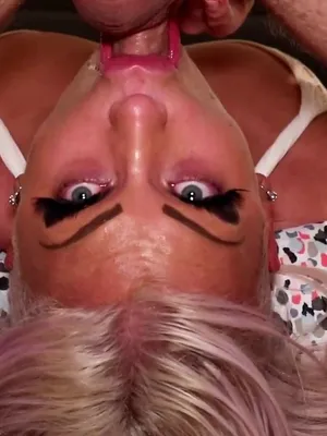 #MILF #Deepthroat #Ebony #Facefuck #Vertical Porn