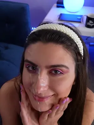 #Blowjob #Brunette #Deepthroat #Cumshot #Facial #Facefuck #Vertical Porn