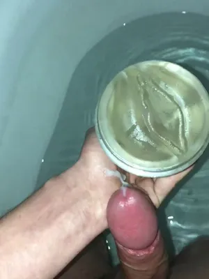 #Masturbation #Bathroom #Cumshot #Fleshlight #Vertical Porn