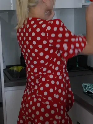 #MILF #Blowjob #Blonde #Dildo #Kitchen #Vertical Porn