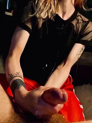#Cumshot #Handjob #Vertical Porn