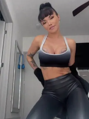 #Big Tits #Brunette #Tattoo #Onlyfans #Vertical Porn #Leaks #Onlyfans Models #Aimztruly