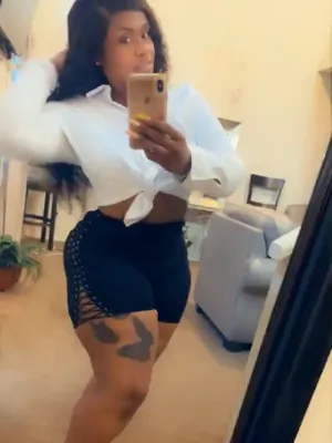 #Tette Grosse #Tatuaggi #Culo Grosso #Nere #Onlyfans #Porno In Verticale #Perdite #Onlyfans Modelle #È Solo Succoso Per Te