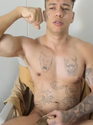 #Amatéři #Tetování #Svaly #Sólo #Webky #Homosexuálové #Latino #Jerking Off #Vertikální Porno