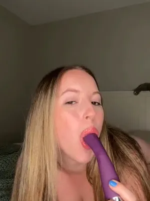 #MILF #Dildo #Onlyfans #Home Video #Vertical Porn #Helena Sky
