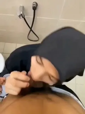 #Amateurs #Blowjob #Deepthroat #Bathroom #POV #Hot #Muslim #Sloppy Blowjob #Sexy #Hijab Girl