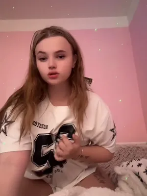 #Solo #Onlyfans #German #Sexy #Sexy Girl #Cute Girl #German Amateur #Chubbygirl #Vertical Porn #Chubby
