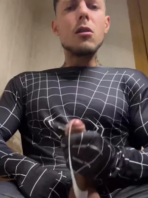 #Cumshot #Da Sola #Omosessuale #Farsi Una Sega #Spiderman Cosplay #Porno In Verticale