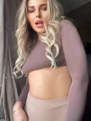#Teen #MILF #Shemale #Blowjob #Tattoo #Dildo #Solo #Teasing