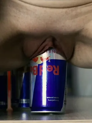 #Masturbación #Coño #Juguetes #Redbull #Vertical Porn