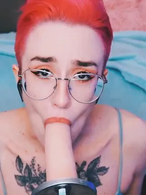 #Amateurs #Teen #Tattoo #Glasses #Dildo #Fuck Machine #Short Hair #Dildo Blowjob #Fansly #Vertical Porn #Nika Reznik