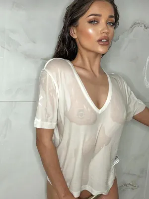 #Amateurs #Teen #Brunette #Beautiful #Young #Onlyfans #Vertical Porn #Adélka Tichá