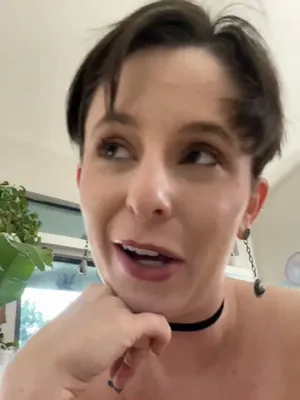 #Big Tits #Brunette #Onlyfans #Short Hair #Vertical Porn #Leaks #Onlyfans Models #Q Tsnack IRL