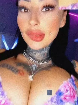 #Tetas Grandes #Morena #Tatuaje #Onlyfans #Vertical Porn #Filtraciones #Modelos De Onlyfans #Pequeña Barbie Rosa