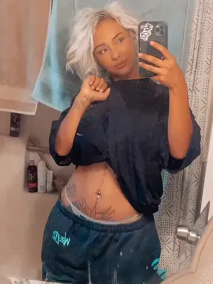 #Tattoo #Mirror #Onlyfans #Belly Piercing #Tiktok Porn #Leaks #Onlyfans Models #Lauren Pixie #Tiktok18+