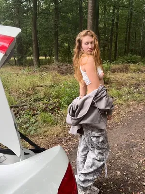 #Rot Kopf #Kleine Titten #Nippel Piercing #Blinkende Titten #Solo #Onlyfans #Draußen #Necken #Sexy #Sexy Figur #Tiktok Porn #Tiktok18+ #Rothaarige Teenagerin