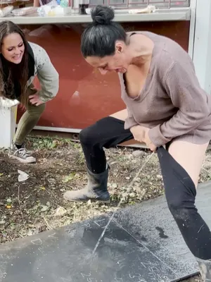 #Public #Pissing #Perversefamily.com #Brittany Bardot #Barbara Bieber #Vertical Porn