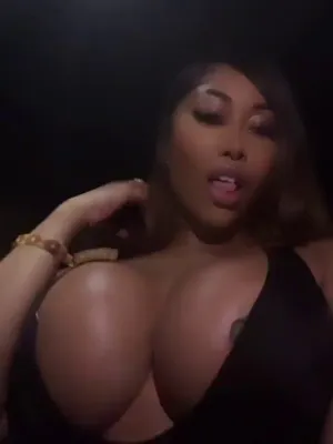 #Big Tits #Ebony #Onlyfans #Vertical Porn #Leaki #Onlyfans Models #Moriah Millsss