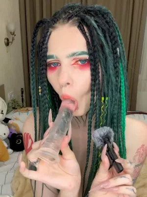 #Tatuaje #Dreadlocks #Consolador #Precioso #Solo #Onlyfans #Caliente #Consolador Chupada #Sexy #Chica Alternativa #FYP #Uñas Largas #Vertical Porn #Piercing En La Nariz #Mellisa Leche