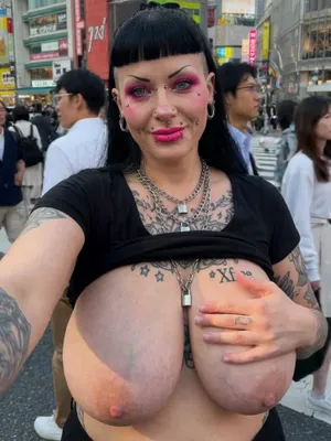 #Public #Tattoo #Public Flashing #Flashing Tits #Huge Tits #Tattoo Girl #Belly Piercing #FYP #Viral #Tiktok Porn #Leaks #Instagram Leaks #Tiktok18+ #Zero Shame #Nextgen Vids
