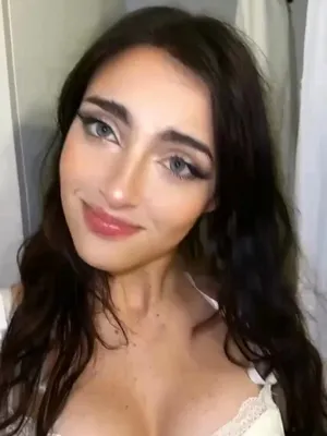 #Brunette #Onlyfans #Vertical Porn #Leaks #Onlyfans Models #Chloe Marini