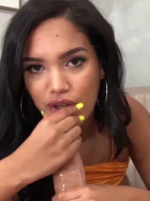 #Blowjob #Tits #Brunette #Beautiful #Handjob #Vertical Porn
