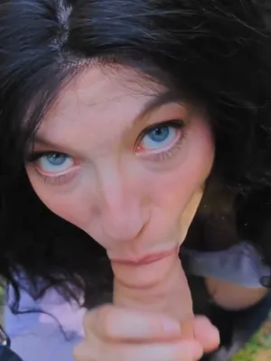 #Blowjob #Brunette #Outdoor #Vertical Porn