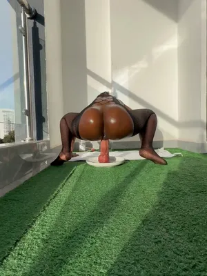 #Squirt #Masturbation #Ebony #Riding Dildo #Squirting Orgasm #Cute Girl #Huge Dildo #Chickysue